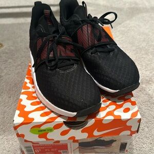 Gently worn Women’s Nike Renew TR 9